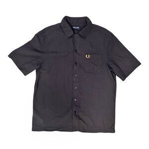 Fred Perry Men’s M Dark Grey Short Sleeve Button Up Shirt Laurel Wreath Logo